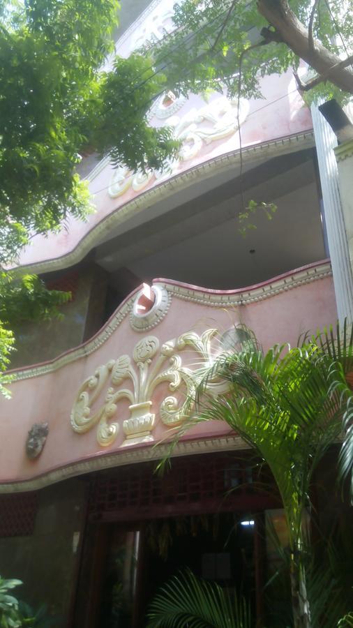 Rising Sun Hotell Chennai Exteriör bild