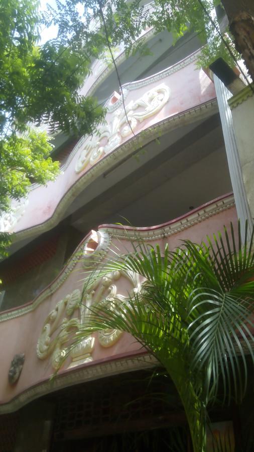 Rising Sun Hotell Chennai Exteriör bild